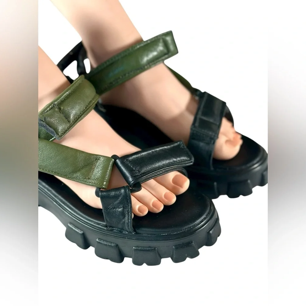 Arizona Love Leather Platform Sporty Women's Sandals US 7.5